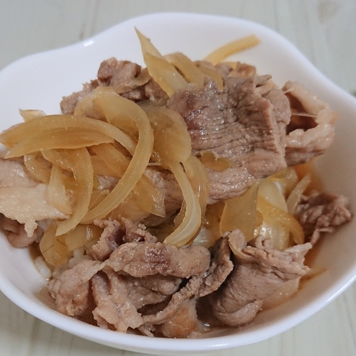 調味料はめんつゆだけ 簡単豚丼 レシピ 作り方 By ましあ 楽天レシピ 調味料はめんつゆだけ 簡単豚丼 レシピ 作り方 By ましあ 楽天レシピ